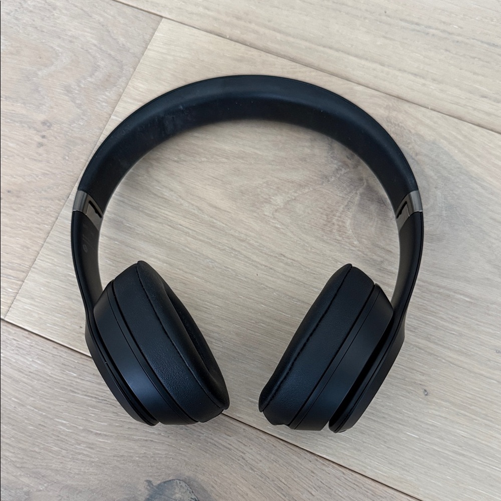 Beats Solo 4